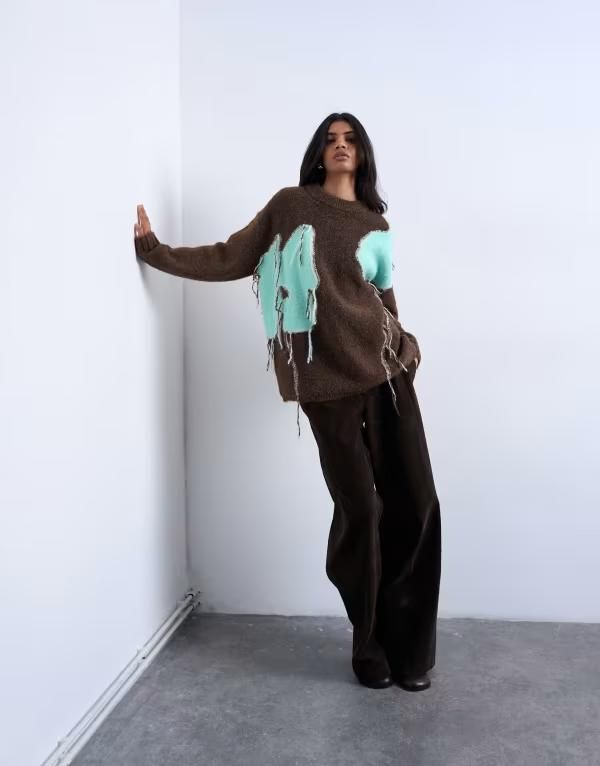 トップショップ レディース アウター ニット・セーター フラワー柄 レース フラワー Topshop knit placement floral tassel sweater in chocolate チョコレート