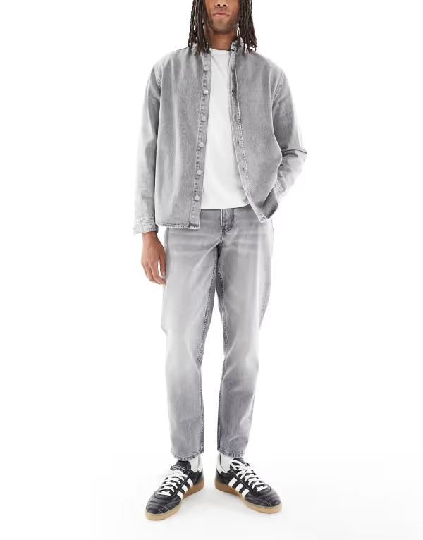 エイソス メンズ ボトムス デニムパンツ テーパードフィット ジーンズ ASOS DESIGN tapered fit jeans in light gray wash Light gray wash グレー