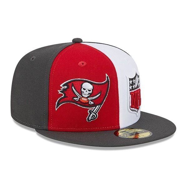 ニューエラ メンズ アクセサリー 帽子 Mens New Era RedPewter Tampa Bay Buccaneers 2023 Sideline 59FIFTY Fitted Hat Red レッド