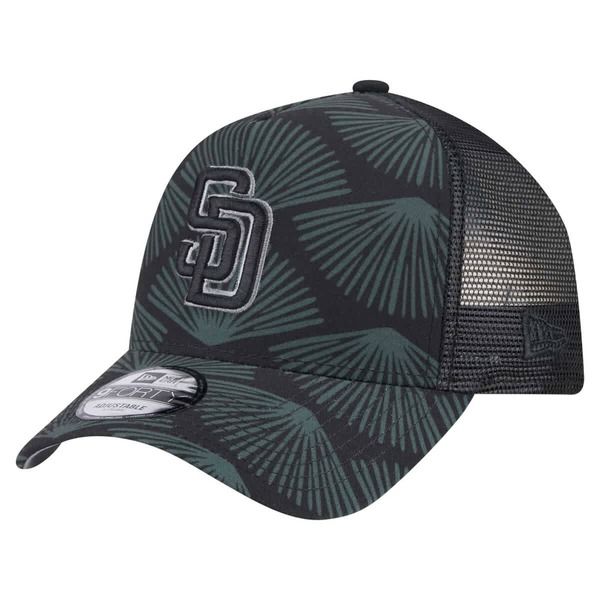 ニューエラ メンズ アクセサリー 帽子 Mens New Era Black San Diego Padres 9FORTY AFrame Trucker Adjustable Hat Black ブラック