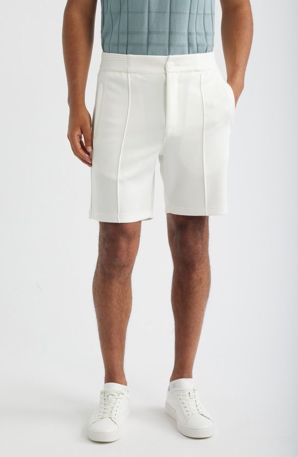 ブガッチ メンズ ボトムス ハーフパンツ・ショーツ ショートパンツ Bugatchi Softouch Pintuck Shorts Chalk チョーク