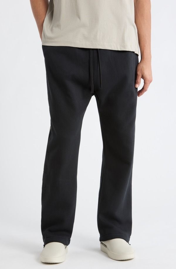 フィアオブゴッド メンズ ボトムス カジュアルパンツ スウェットパンツ Fear of God Essentials Active Trace Relaxed Sweatpants Vintage Black ブラック