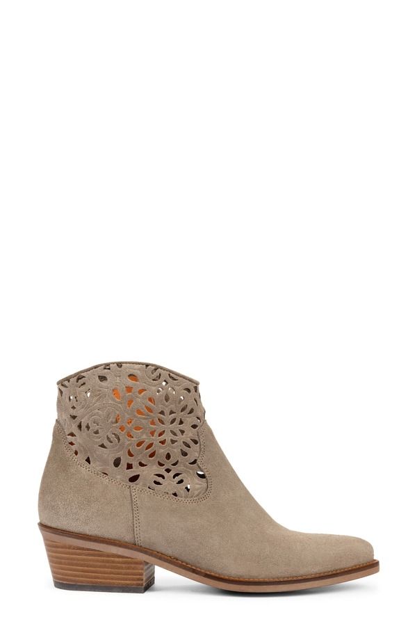 ペネロペシルバーズ レディース シューズ ブーツ・レインブーツ カットアウト Penelope Chilvers Cassidy Cutout Bootie 237 Camel キャメル