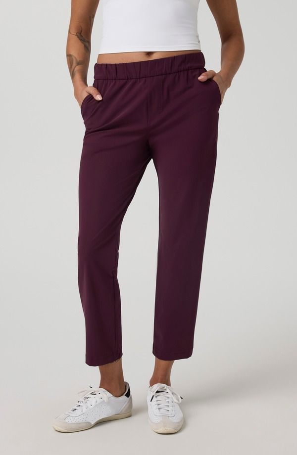 ビュオーリ レディース ボトムス カジュアルパンツ アンクル Vuori Miles Ankle Pants Cerise