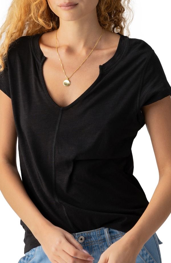 サンクチュアリー レディース トップス Tシャツ Sanctuary The New Girl Split Neck TShirt Black ブラック