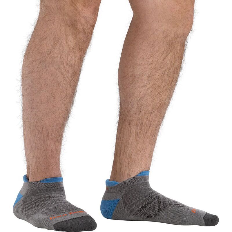 ダーンタフ メンズ アンダーウェア 靴下 Darn Tough Run Coolmax NoShow Tab UltraLightweight Cushion Sock Gray グレー