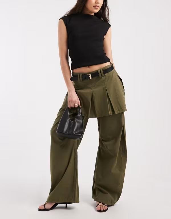 エイソス レディース ボトムス カジュアルパンツ プリーツスカート プリーツ オーバーレイ スカート ASOS DESIGN barreleg pants with pleated skirt overlay in dark GREEN グリーン