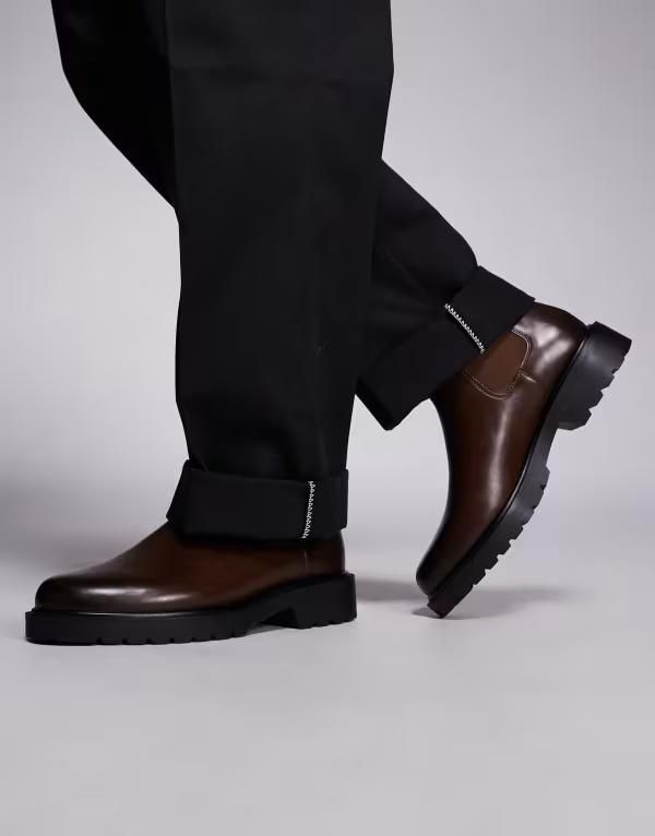 エイソス メンズ シューズ ブーツ・レインブーツ チェルシーブーツ チェルシー ブーツ ASOS DESIGN chelsea boots in burnished BROWN ブラウン
