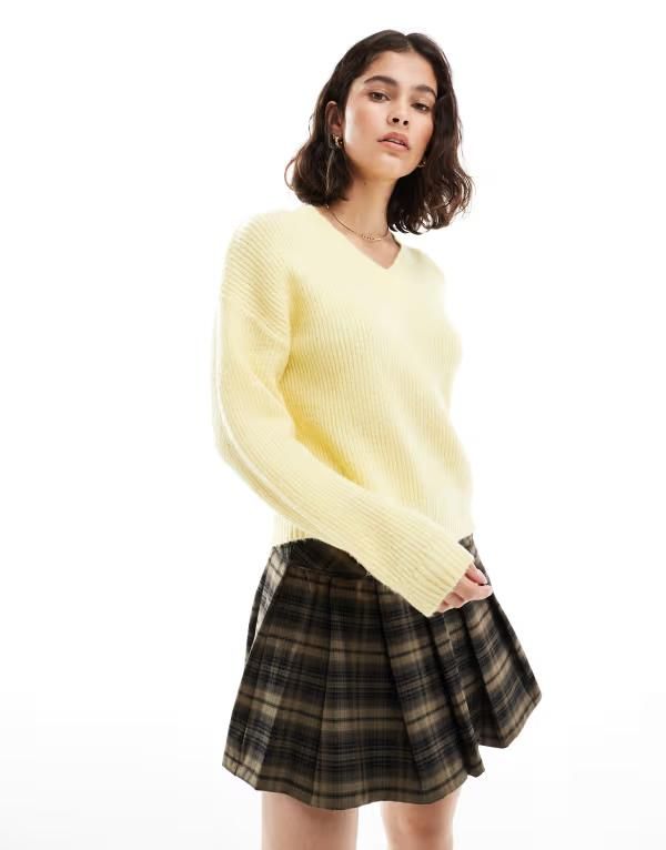 ブレーブソウル レディース アウター ニット・セーター Vネック セーター ニット Brave Soul vneck fisherman knit sweater in butter yellowイエロー