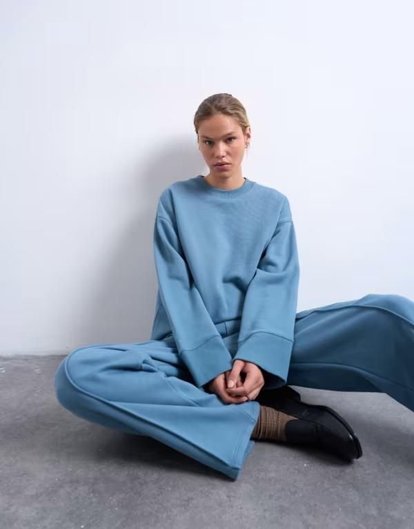 トップショップ レディース アウター パーカー・スウェット シャツ Topshop clean oversizedeep cuff sweatshirt BLUE ブルー