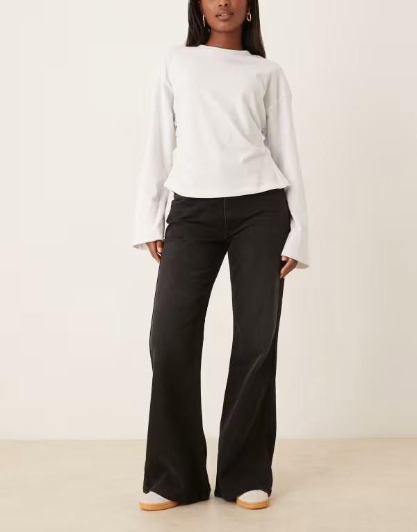 エイソス レディース ボトムス デニムパンツ ジーンズ ASOS DESIGN relaxed flare jeans Black ブラック