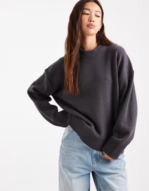 エイソス レディース アウター ニット・セーター ウール セーター ASOS DESIGN chunky lambswool curved hem sweater in charcoal Charcoal チャコール