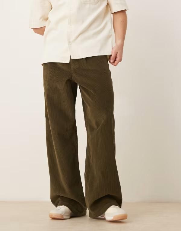 エイソス メンズ ボトムス カジュアルパンツ コーデュロイ パンツ ASOS DESIGN super baggy pants corduroy Khaki カーキ