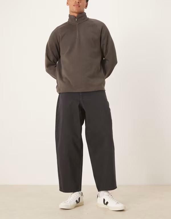 エイソス メンズ ボトムス デニムパンツ ジーンズ ASOS DESIGN oversized tapered jeans in washed BLACK ブラック