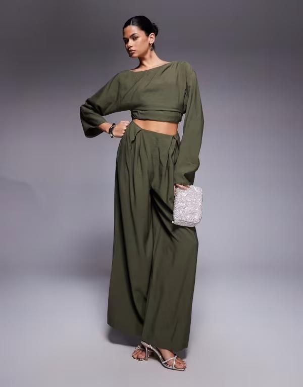 エイソス レディース トップス ジャンプスーツ ASOS DESIGN fallen shoulder faux set jumpsuit Khaki カーキ