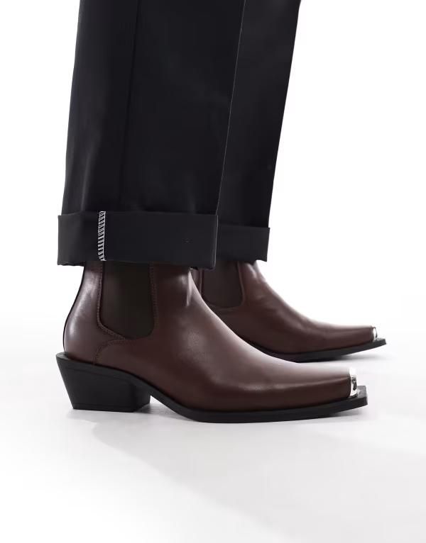 エイソス メンズ シューズ ブーツ・レインブーツ チェルシーブーツ チェルシー キャップ ブーツ ヒール ASOS DESIGN cuban heel western chelsea boots with silver toe cap BROWN ブラウン 14,386円
