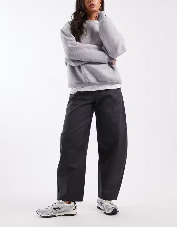 エイソス レディース ボトムス カジュアルパンツ Tシャツ コットン ASOS DESIGN tailored cotton sateen barreleg pants navy ネイビー