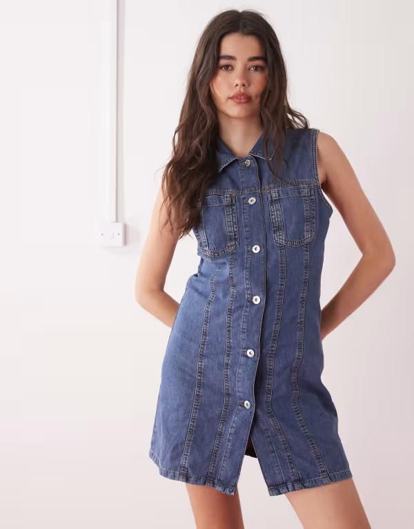 コルージョン レディース トップス ワンピース シャツワンピース シャツ ノースリーブ デニム COLLUSION 90s denim sleeveless shirt dress in mid wash MID BLUE ブルー