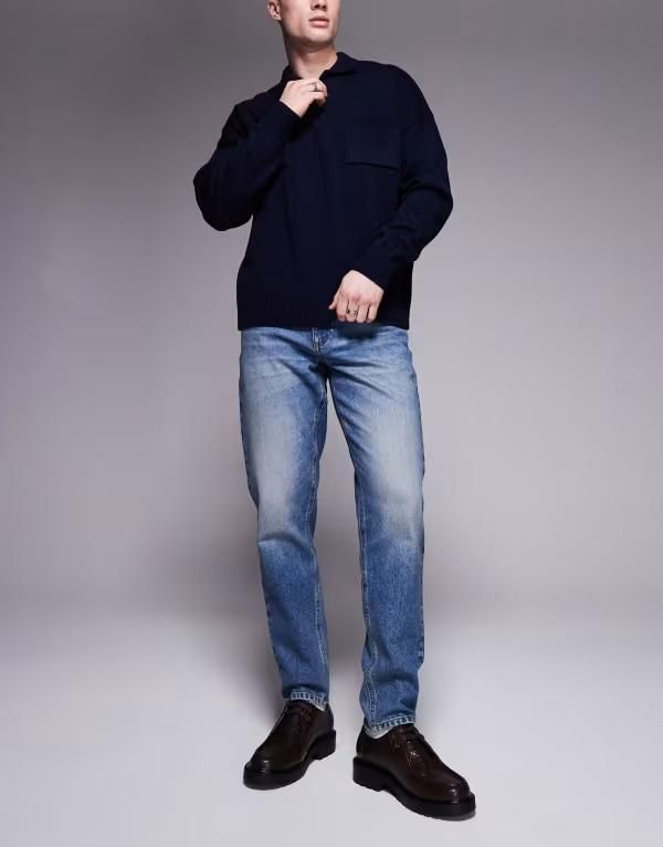 エイソス メンズ ボトムス デニムパンツ ジーンズ ASOS DESIGN tapered jeans in mid wash blue tint Mid wash blue ブルー 8,986円