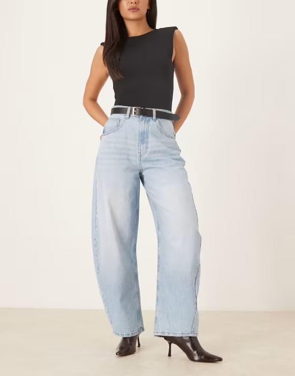 エイソス レディース ボトムス デニムパンツ ジーンズ ASOS DESIGN high waisted barreleg jeans in lightwash LIGHT BLUE ブルー