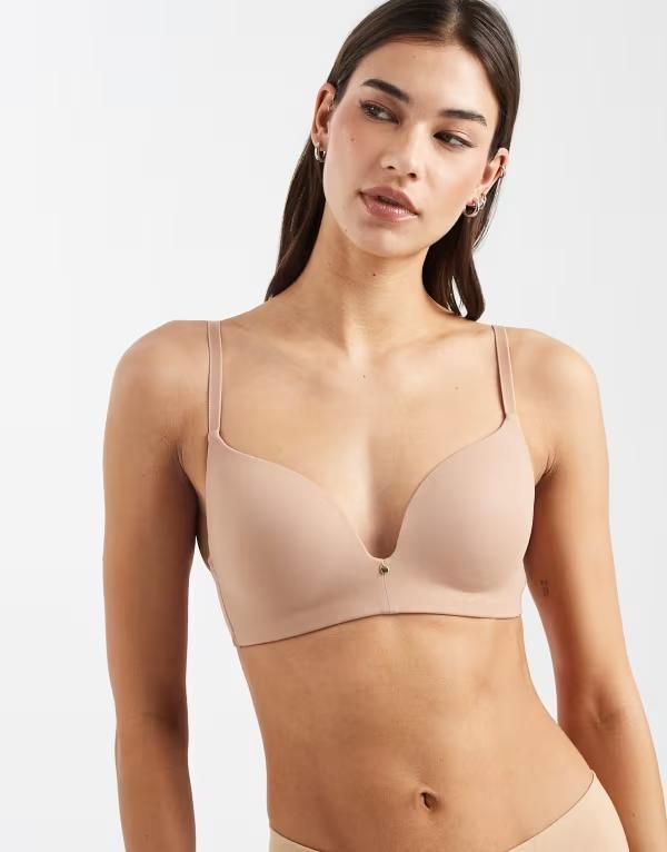 エイソス レディース アンダーウェア ブラジャー ASOS DESIGN molded wireless padded bra BEIGE ベージュ