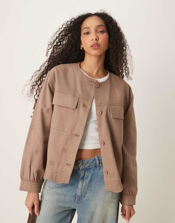 エイソス レディース アウター ジャケット・ブルゾン ジャケット ASOS DESIGN collarless twill broderie jacket in mushroom Mushroom