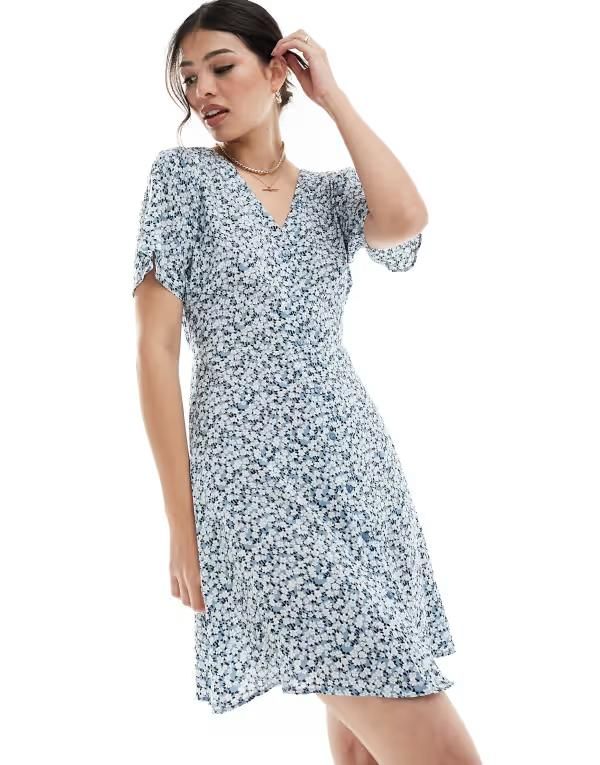 オンリー レディース トップス ワンピース Vネック フラワー柄 ミニ フラワー Only v neck tie waist mini dress floral Blue floral ブルー