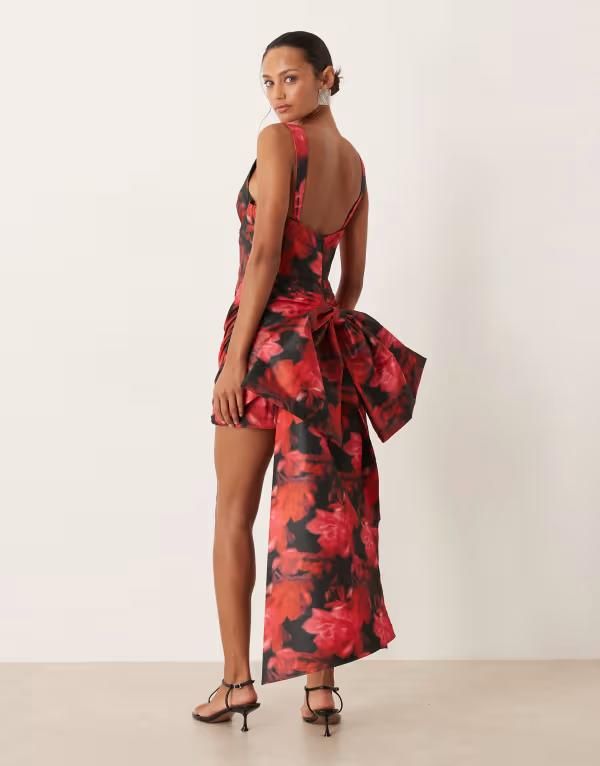 フォーラブアンドレモン レディース トップス ワンピース ハイネック フラワー柄 ミニ フラワー For Love Lemons high neck mini dress with exaggerated bow back in dark romance re