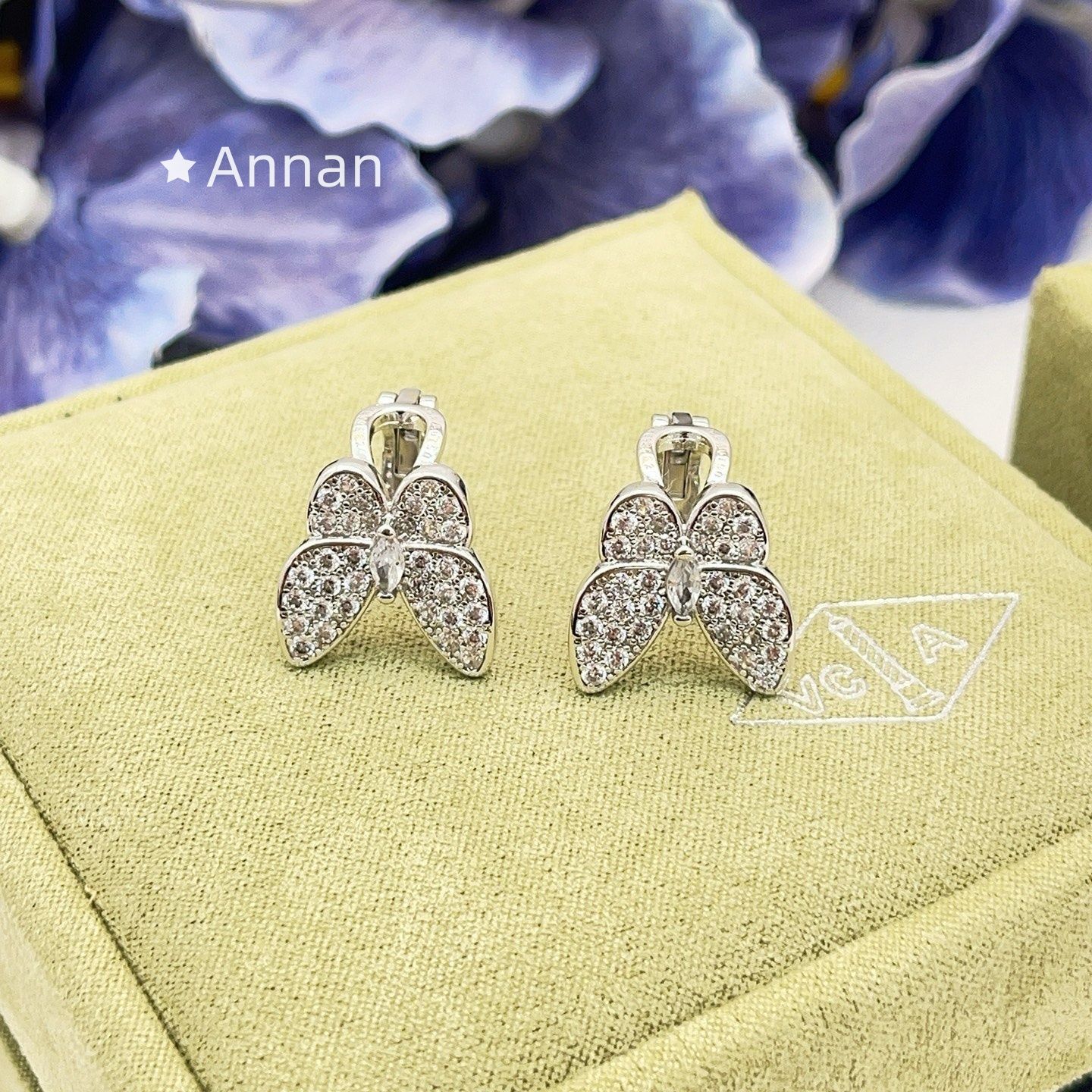 状態良 期間限定☆新品 VAN CLEEF & ARPELS ヴァン クリーフ アンド アーペルズ ルイヴィトン ピアス レディース 結婚式 卒業式 清楚 イベント 入学式