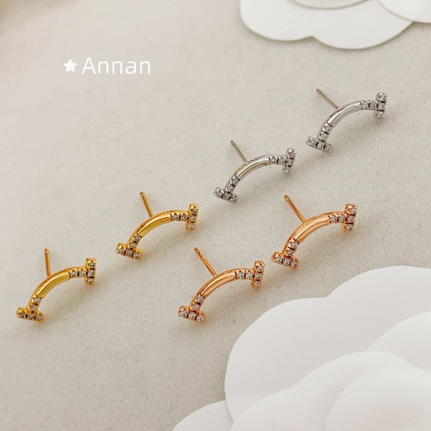 超希少 送料無料新品 TIFFANY & CO. ティファニー ピアス レディース 結婚式 卒業式 清楚 イベント 入学式