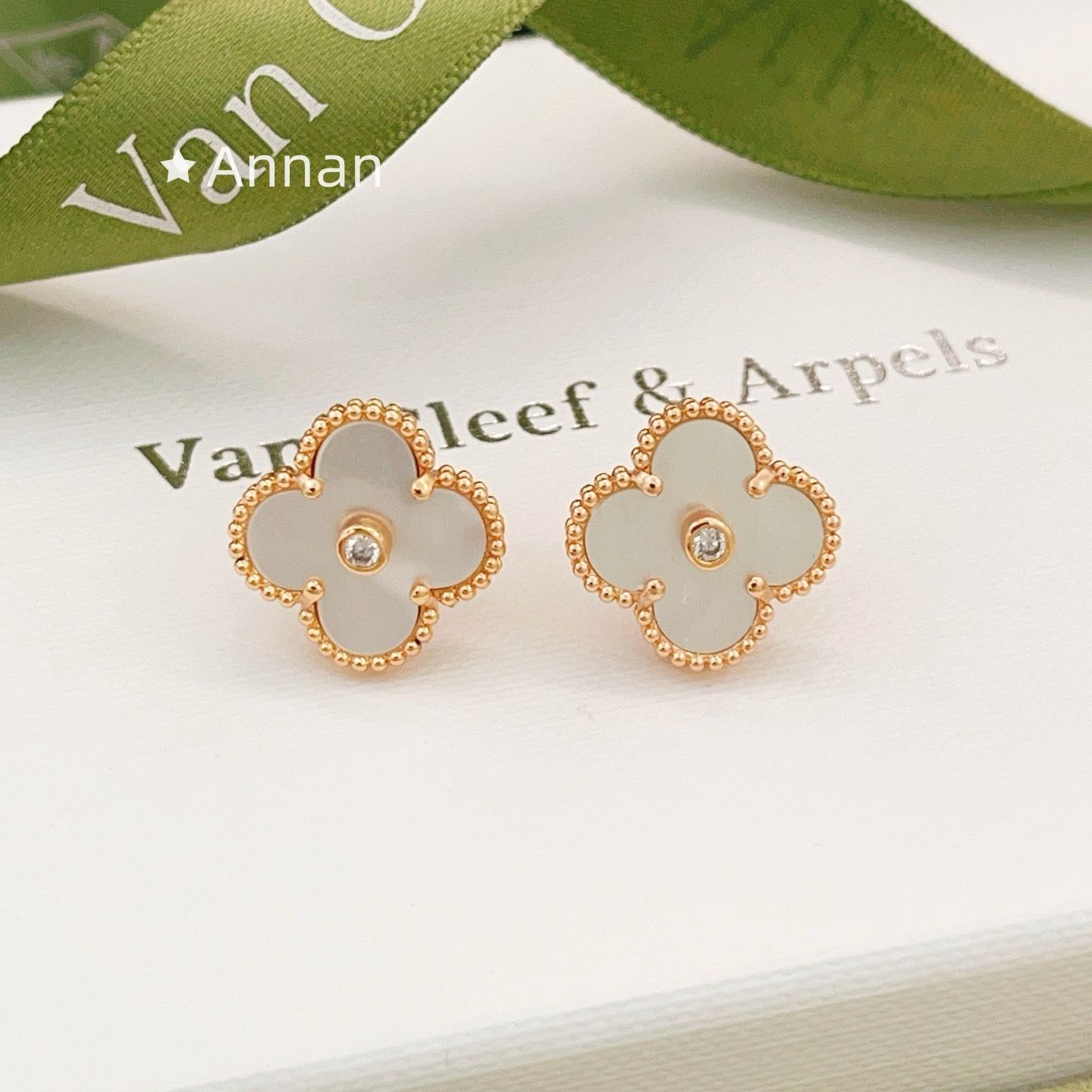 洒落 美品 ★★ 新品 VAN CLEEF & ARPELS ヴァン クリーフ アンド アーペルズ ピアス レディース 結婚式 卒業式 清楚 イベント 入学式
