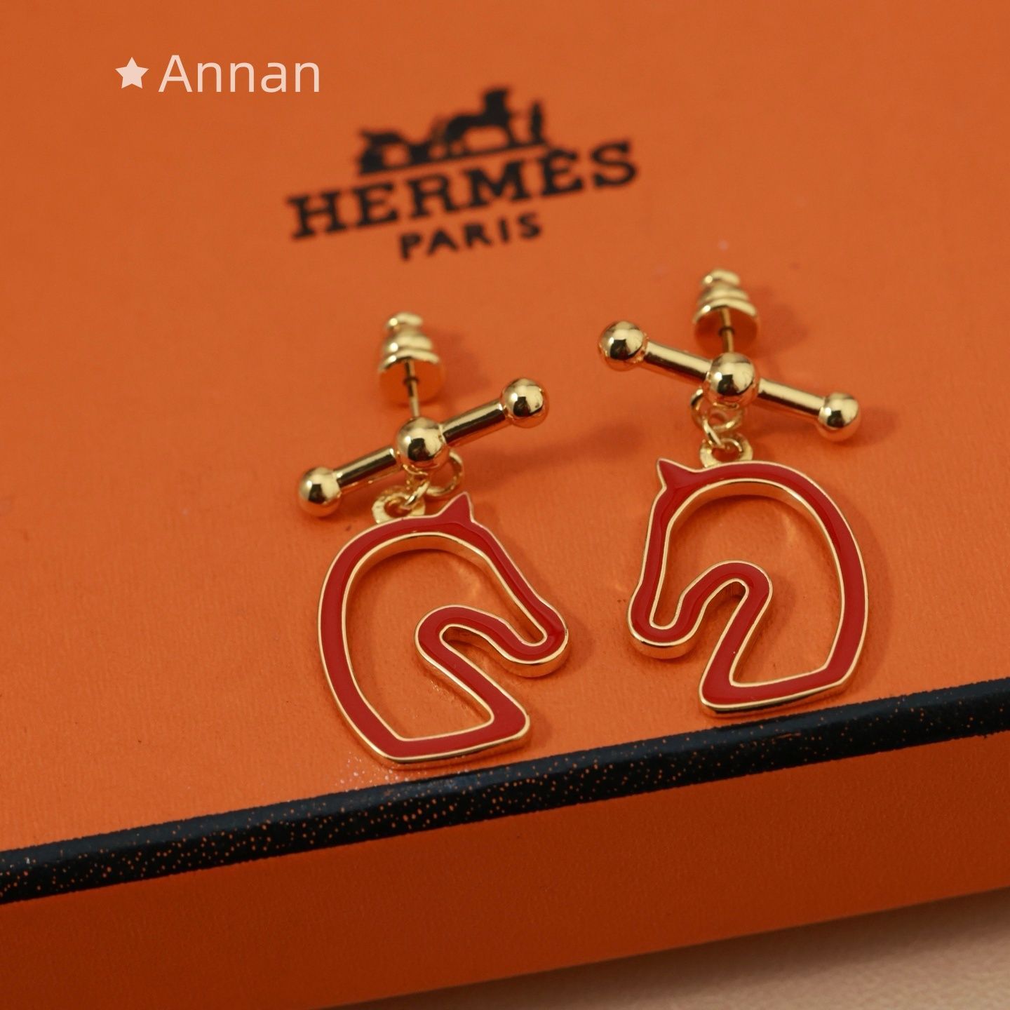 【限定】送料無料新品！新品 HERMES エルメス ピアス レディース 結婚式 卒業式 清楚 イベント 入学式