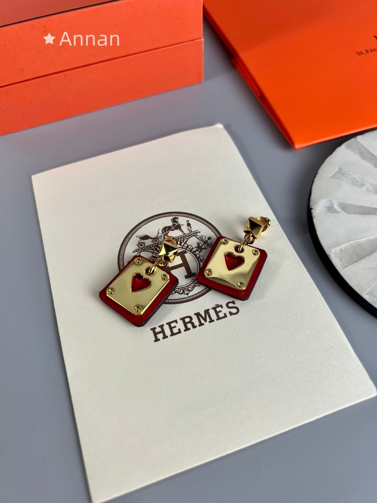 高級美品 状態良 新品！新品HERMES エルメス ピアス レディース 結婚式 卒業式 清楚 イベント 入学式
