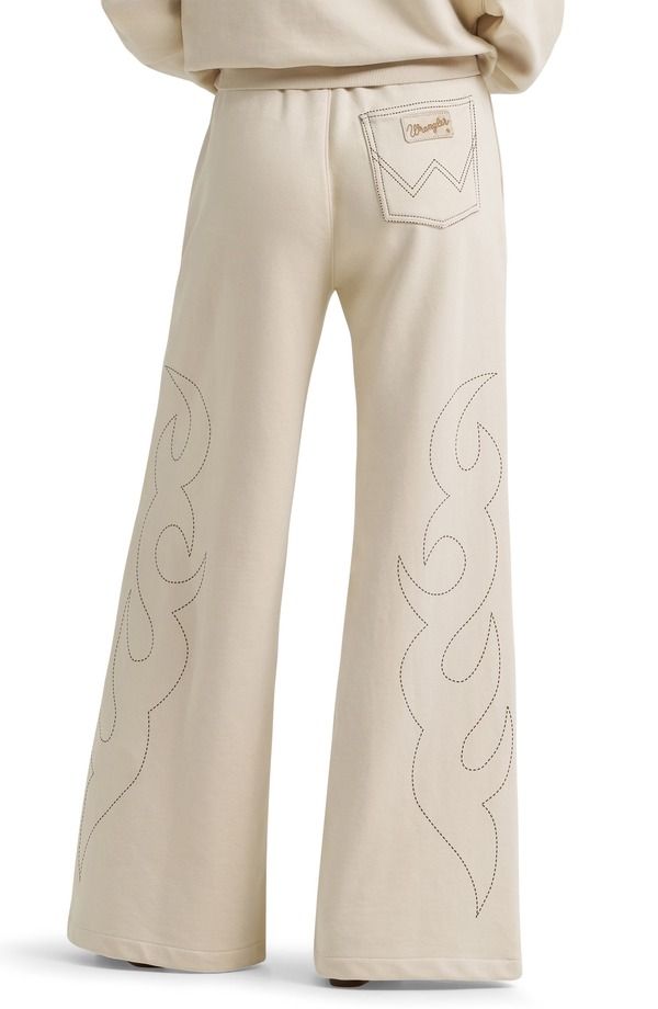 ラングラー レディース ボトムス レギンス ワイドレッグ パンツ スウェットパンツ グラフィック Wrangler x Lainey Wilson Western Graphic Wide Leg Sweatpants Cream クリーム