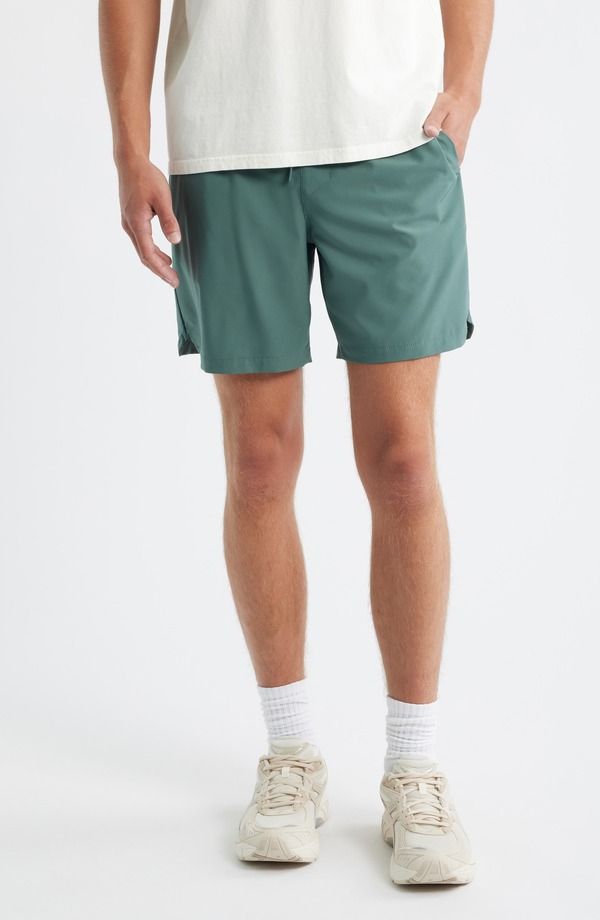 ローアク メンズ ボトムス ハーフパンツ・ショーツ ショートパンツ Roark Serrano 7 Drawstring Shorts Forest フォレスト
