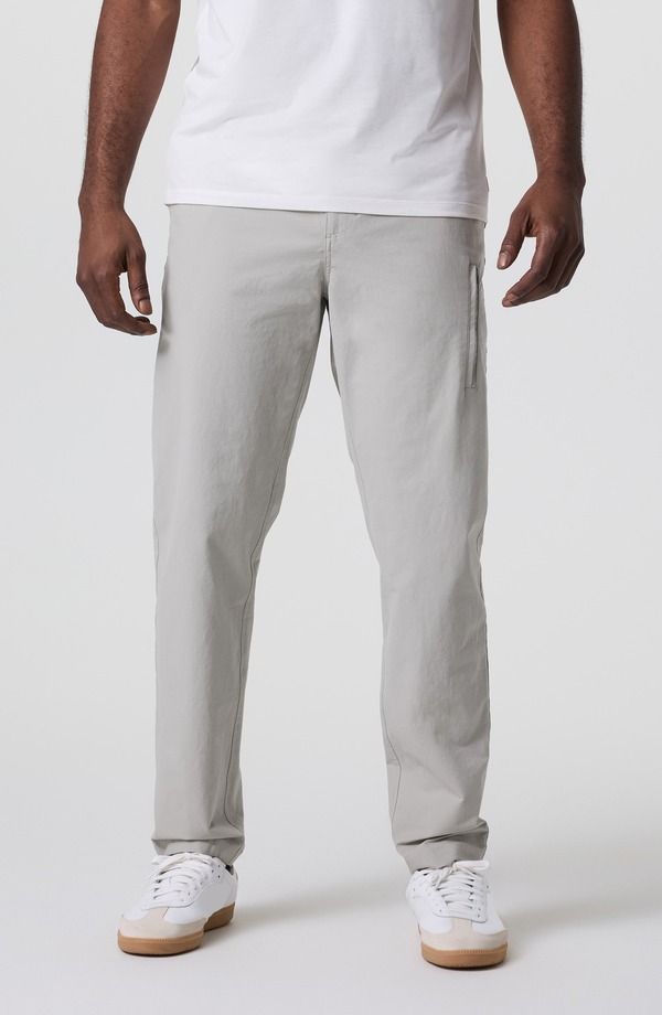 ビュオーリ メンズ ボトムス カジュアルパンツ カーゴパンツ Vuori Barren Explorer Cargo Pants Talc