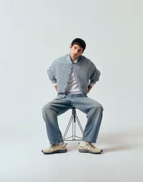 エイソス メンズ トップス シャツ ASOS DESIGN oversized textured plaid shirt LIGHT BLUE ブルー