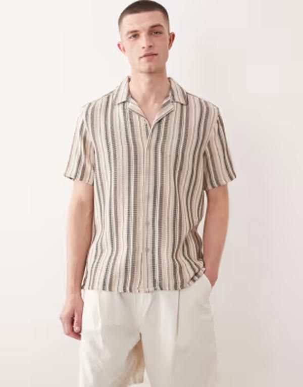 オンリーアンドサンズ メンズ トップス シャツ ONLY SONS textured camp collar shirt in light brown stripes Gardenia ブラウン