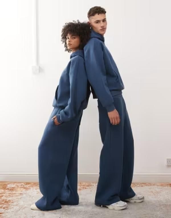 リクレイム ヴィンテージ レディース ボトムス カジュアルパンツ ワイドレッグ スウェットパンツ Reclaimed Vintage unisex heavyweight wide leg sweatpants blue part of a set Navy
