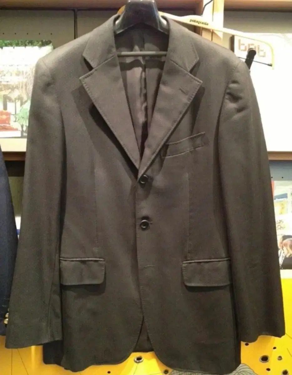 Paul Smith メンズ スーツ トップス ブラック