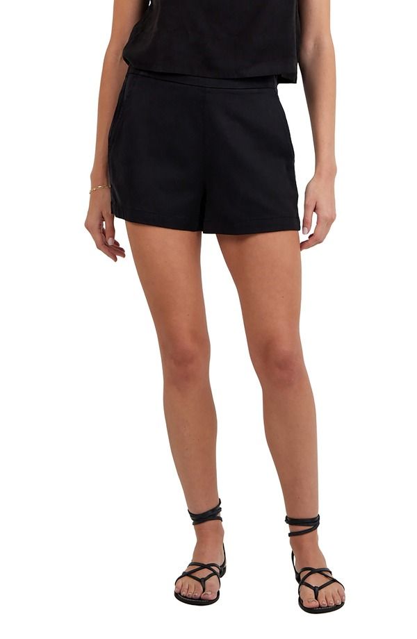 ベラダール レディース ボトムス ハーフパンツ・ショーツ ショートパンツ Bella Dahl Clean Front Shorts Vintage Black ブラック