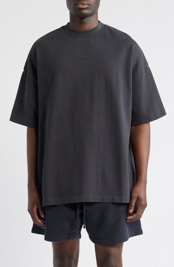 フィアオブゴッド メンズ トップス Tシャツ ロゴ Fear of God Essentialsignature 90short Sleeve Logo TShirt Faded Black ブラック