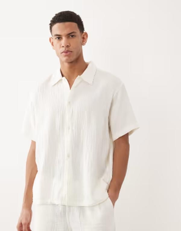 ジャック アンド ジョーンズ メンズ トップス シャツ Jack Jones textured shirt in cream part of a set Cloudancer クリーム
