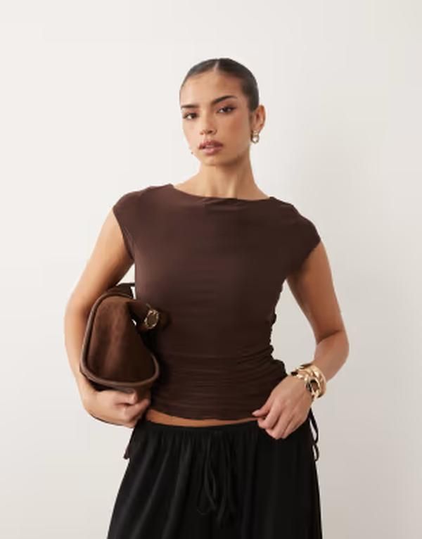 エイソス レディース トップス Tシャツ キャップ ASOS DESIGN slinky lettucedge cap sleeve top with ruching channel Brown ブラウン