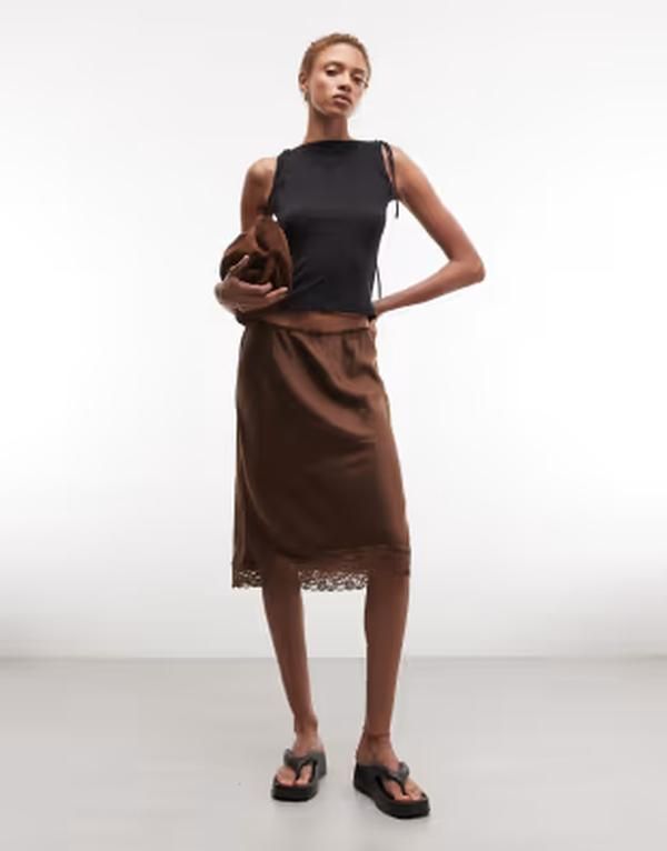 モンキ レディース ボトムスカート ミディ サテン レース Monki satin look lace midi skirt Brown dark ブラウン