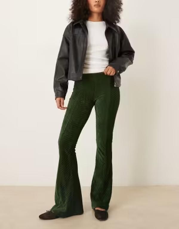 フリーピープル レディース ボトムス カジュアルパンツ ベルベット Free People Penny pullon velvet flared pants inight Night