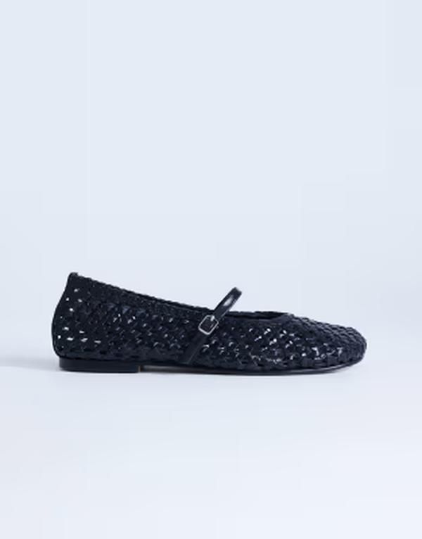 トップショップ レディース シューズ パンプス レザー Topshop Bobbi leather woven ballet flats Black ブラック