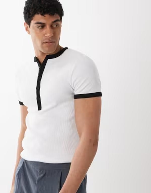 エイソス メンズ トップス Tシャツ ヘンリーネック リブ コントラスト ASOS DESIGN muscle fit ribbed Tshirt withenley neck and contrast detail WHITE ホワイト