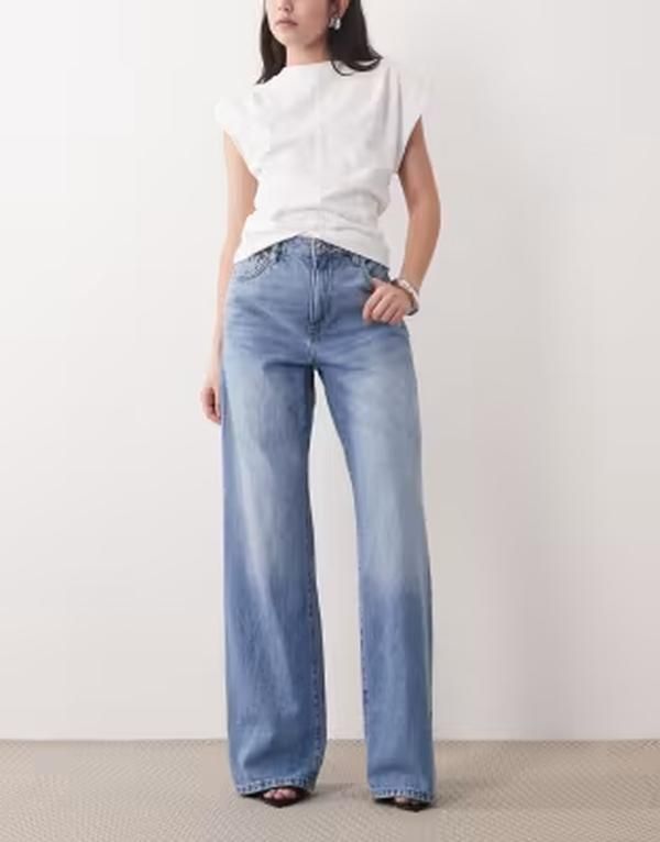 マンゴ レディース ボトムス デニムパンツ ストレート ジーンズ Mango Danila straight leg jeans in light BLUE ブルー