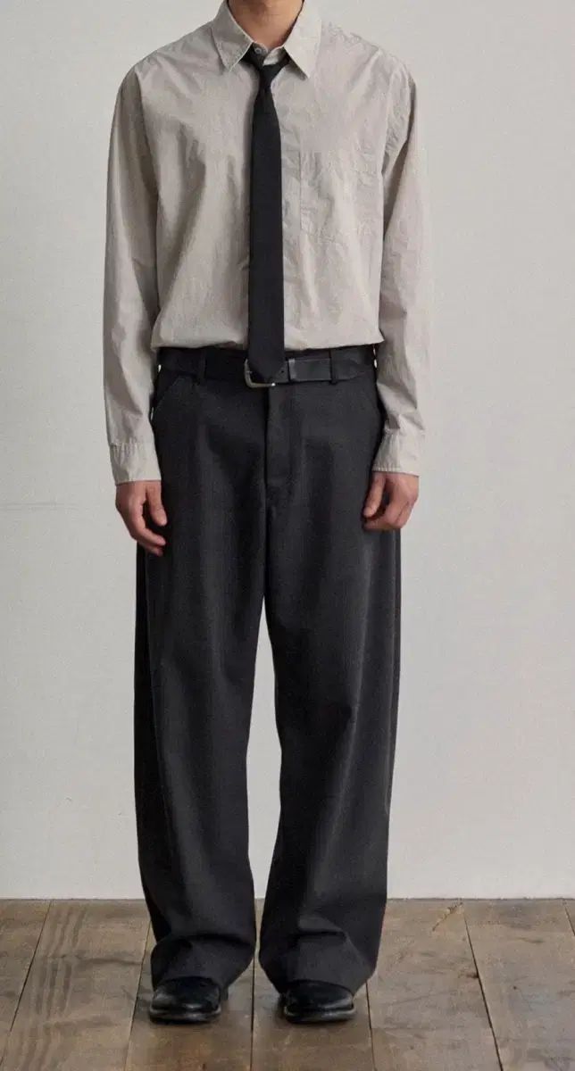 애습 FW ワイド スラックス チャコール M